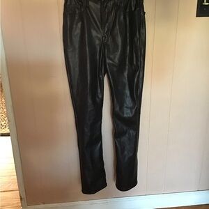 GAP women’s Sleek Black Pants